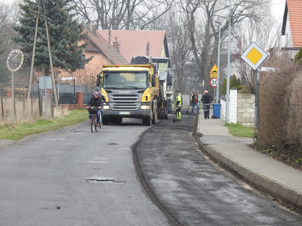 You are currently viewing Pieńsk doczekał się modernizacji dróg (VIDEO)