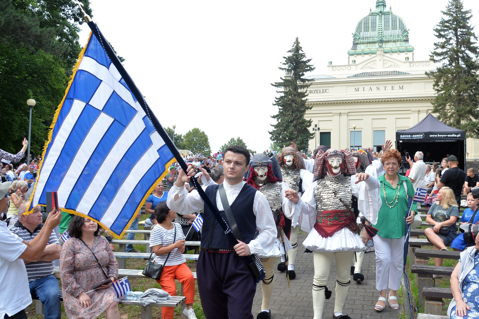 Read more about the article Zgłoszenia do konkursu Grand Prix XXV Międzynarodowego Festiwalu Piosenki Greckiej