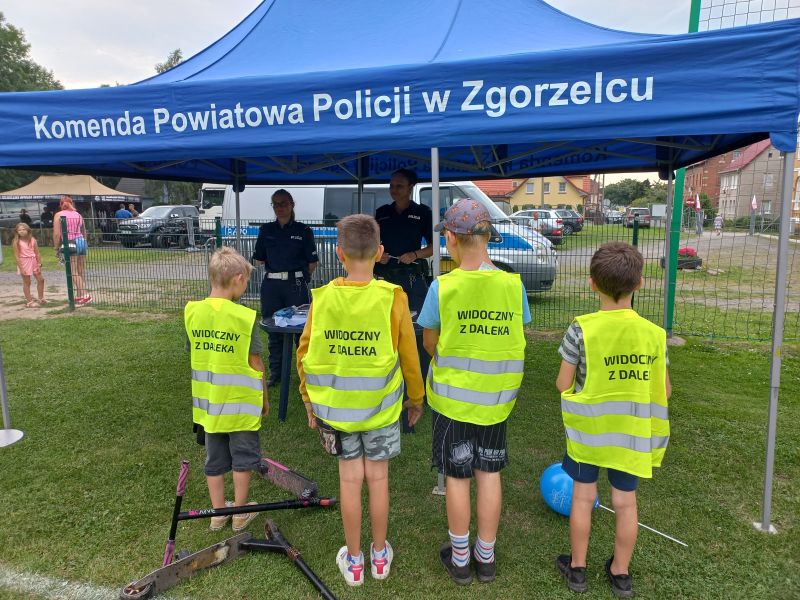 Read more about the article Zgorzeleccy policjanci wzięli udział w obchodach Święta Wojska Polskiego