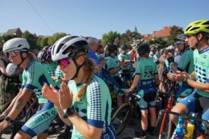 Read more about the article European Peace Ride 2023 – międzynarodowa impreza kolarska wystartowała z Mostu Staromiejskiego