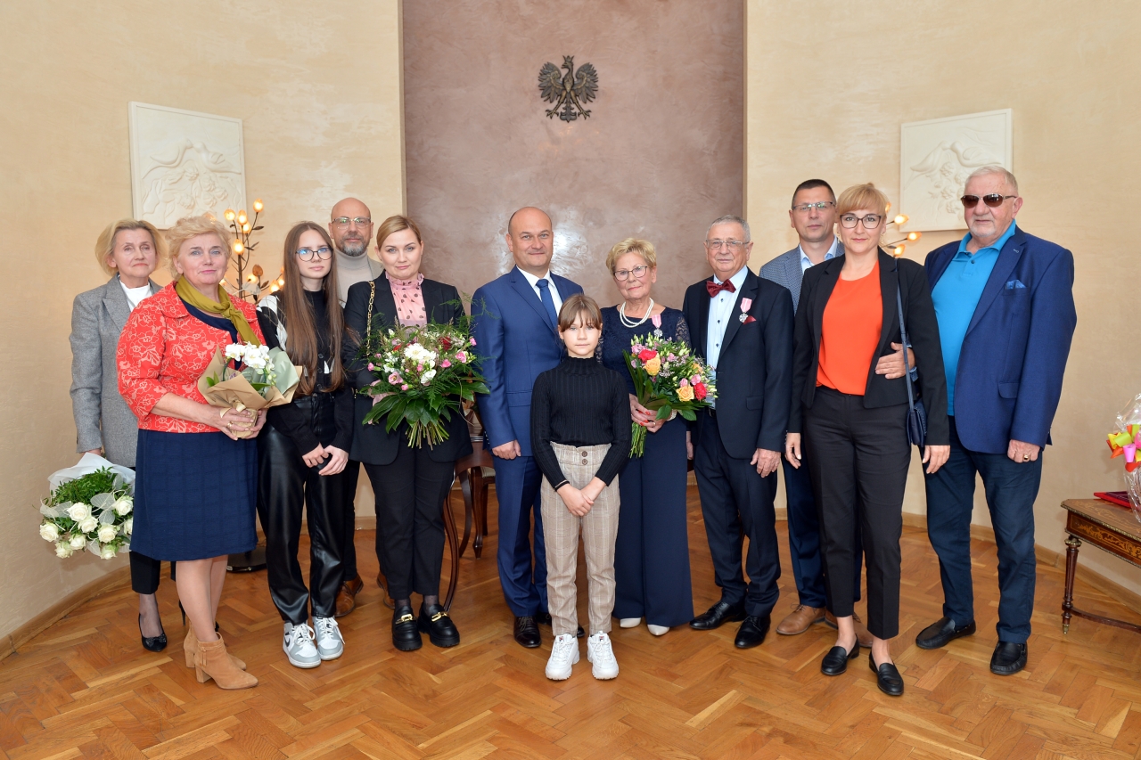 Read more about the article Złote Gody Państwa Lucyny i Zdzisława Strykowskich